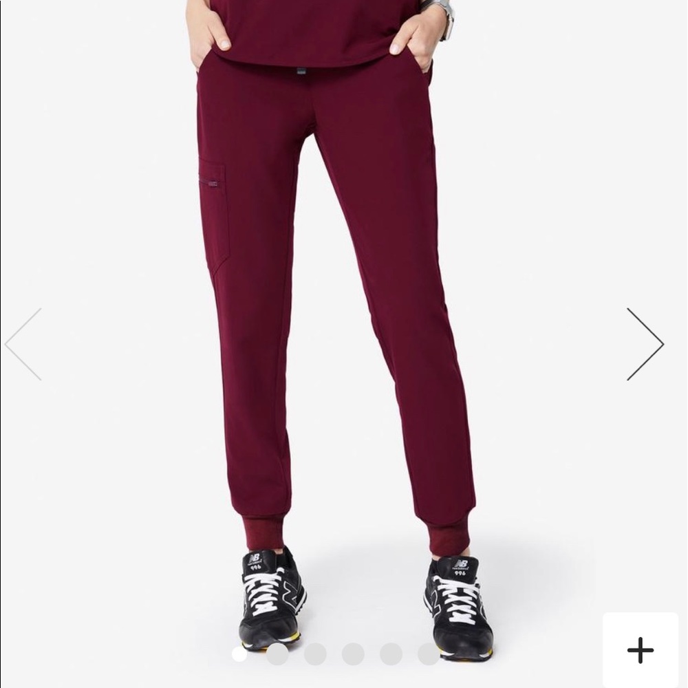Figs burgundy Scrubs XS